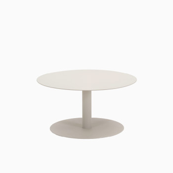  Vincent Sheppard Kodo round coffee table with a shards-patterned top and a dune white base.