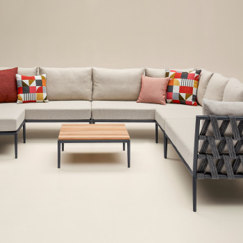  Leo modulares Sofa-Set mit beigen Kissen und bunten Mustersofakissen 