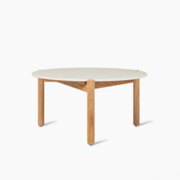 Table basse Vincent Sheppard Oda avec un plateau en céramique Portland et des pieds en teck.