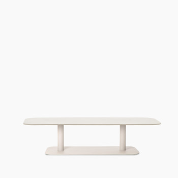 Table basse Vincent Sheppard Kodo en Dune White/Portland, avec un design rectangulaire élégant, des bords arrondis et une structure à deux niveaux.