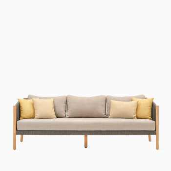 Vincent Sheppard Lento Loungesofa 3-Sitzer mit Steinstaubkissen und dekorativen Akzentkissen.