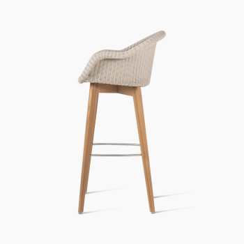  Edgard barstool with a teak base and Old Lace-coloured wicker seat by Vincent Sheppard, side view.