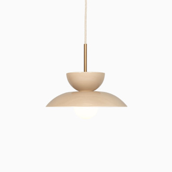 Arvin pendant lamp with a hand-shaped ceramic design in mushroom colour, combining artistic craftsmanship with elegant lighting.